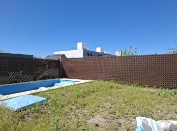 Casa · 90m² · 2 Dormitorios · 1 Cochera · Venta: Duplex 2 Dorm y Pileta - Docta Boulevard