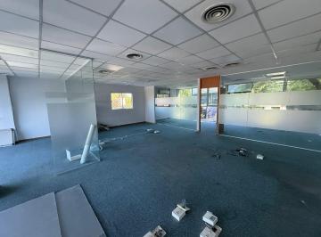 Oficina comercial · 120m² · 4 Ambientes · 1 Cochera · Oficina en Alquiler en Acassuso