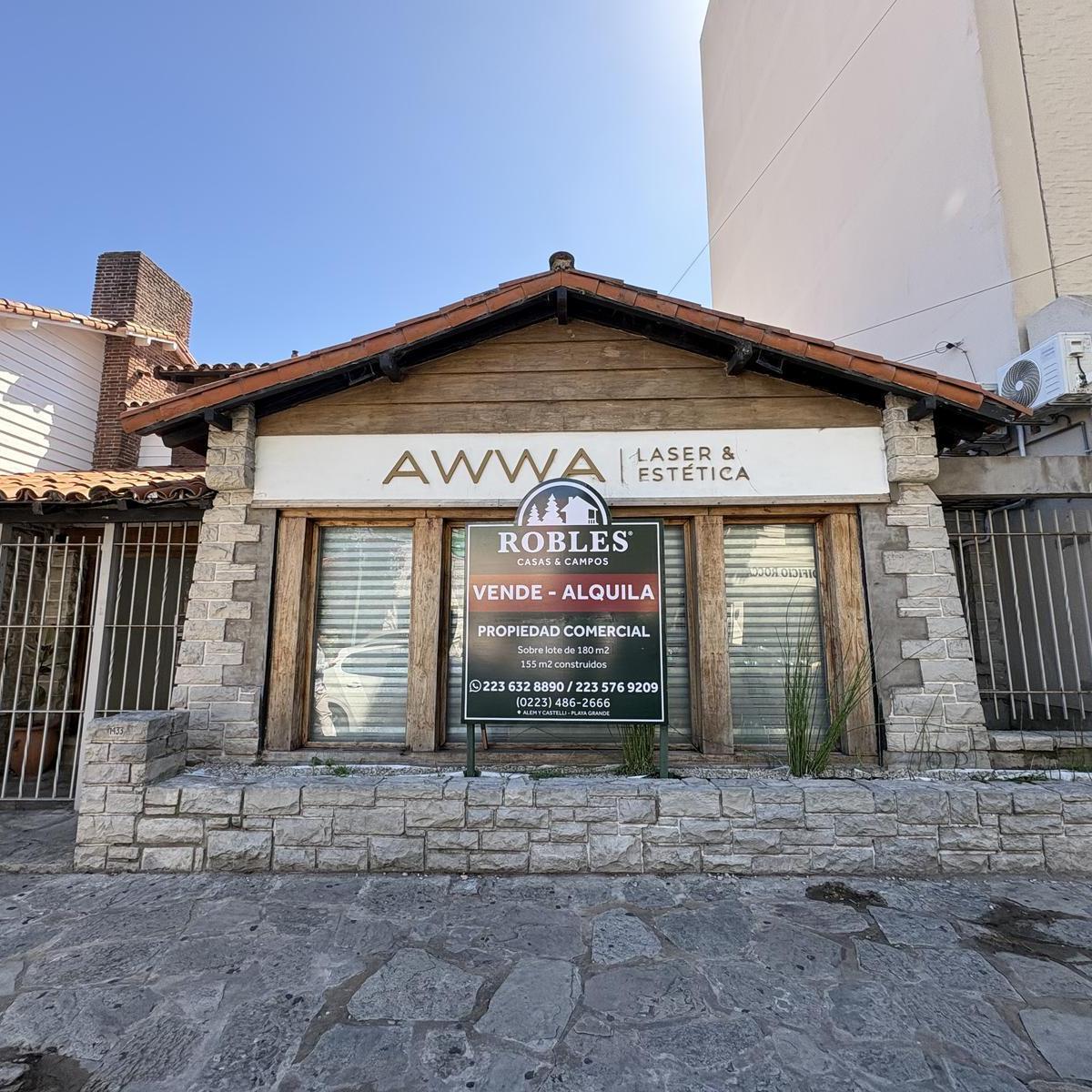 Chalet 4 amb, 155m² con garage y jardín — Centro