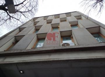 Edificio · 2000m² · 19 Ambientes · 10 Cocheras · Edificio de 1050 m Totales Mas Lote de 8,56 X 27 (En Lote Se Pueden Desarrollar 1150 m de