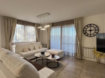 Departamento · 396m² · 3 Dormitorios · 3 Cocheras · Departamento Premium de 3 Dorm. en El Collado, Valle Escondido
