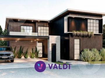 Casa · 250m² · 6 Ambientes · 1 Cochera · Casa en Venta - Barrio Lagos de Canning