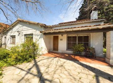 Casa · 200m² · 8 Ambientes · 2 Cocheras · Casa en Venta en Villa Elisa - Calle 8 y 56
