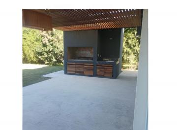 Casa · 200m² · 5 Ambientes · 3 Cocheras · Casa en Venta San Matías Escobar