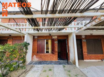 Casa de 4 ambientes, Mar del Tuyú · Venta Mar del Tuyú Triplex Al Frente de 4 Ambientes con Vista Al Mar