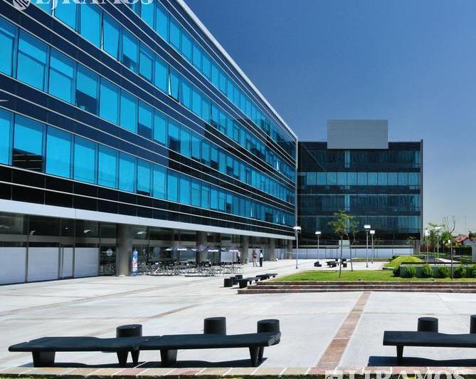 Oficina comercial · 823m² · 13 Cocheras