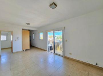 Departamento · 43m² · 2 Ambientes · 1 Cochera · Departamento de 2 Ambientes con Balcon Al Frente