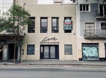 Local comercial · 375m² · Propiedad Comercial en Pleno Centro de La Ciudad.