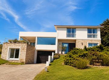 Casa de 6 ambientes, Cariló · Casa en Alquiler en Cariló