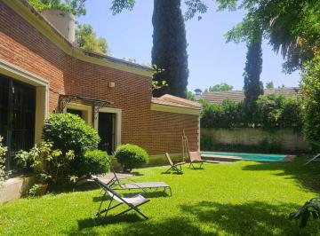 Casa · 207m² · 5 Ambientes · 2 Cocheras · Venta Casa 6 Ambientes Beccar Libertador con Pileta 1 Planta