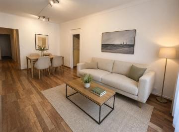 Departamento · 80m² · 4 Ambientes · Departamento en 1 Piso por Escalera