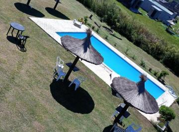 Casa · 135m² · 9 Ambientes · 3 Cocheras · Casa en Solares del Carcaraña