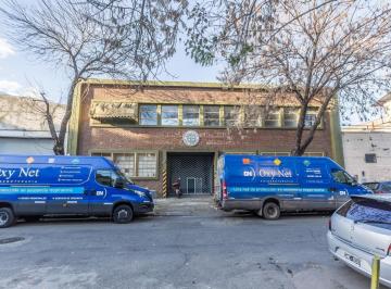 PB · Galpón en Alquiler en Villa Ortuzar - Entrada de Camiones - 20 m de Frente
