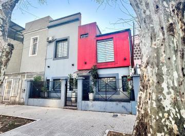 Casa · 138m² · 4 Ambientes · Casa Venta 4 Ambientes con Patio Villa del Parque