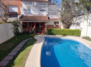 Casa · 226m² · 4 Ambientes · 1 Cochera · Casa en Villa Devoto