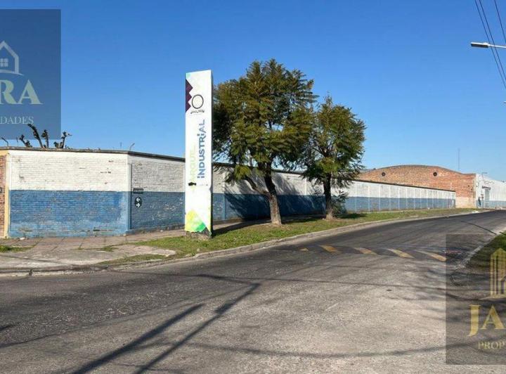 Terreno · 6853m²