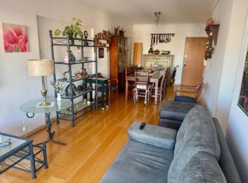Departamento · 80m² · 4 Ambientes · 1 Cochera · V. Pueyrredon 4 Ambientes con Cochera!