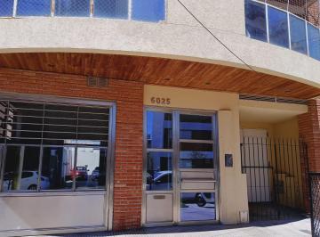 Departamento · 60m² · 3 Ambientes · Departamento Tres Ambientes en Venta en Wilde con Balcon