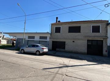 Casa de 4 ambientes, Mar del Plata · Casa + Depósito - Estado de Israel y San Martin
