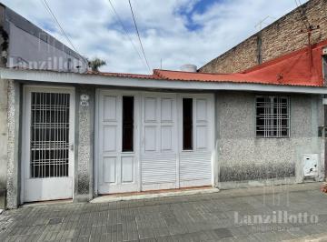 PH · 57m² · 3 Ambientes · PH - Lanús Este