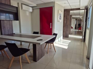 Oficina comercial · 97m² · 5 Ambientes · Oficina en Mendoza