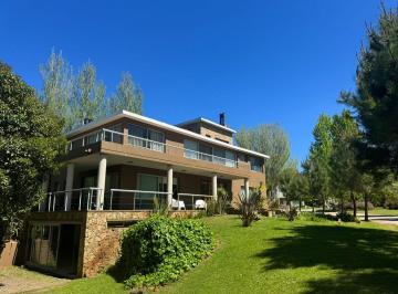 Casa · 500m² · 7 Ambientes · Casa en Venta en Pinamar - Terrrazas del Golf