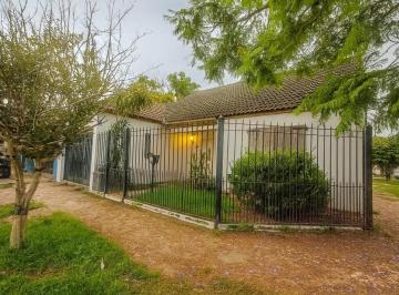 Casa · 125m² · 4 Ambientes · 1 Cochera · Casa en Venta 4 Ambientes Paso del Rey