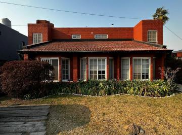 Casa de 6 ambientes, Esteban Echeverría · Casa - Venta - El Venado
