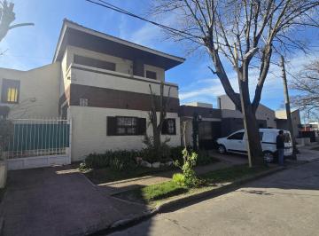 Casa · 190m² · 5 Ambientes · 2 Cocheras · Casa 5 Ambientes con Garage en Venta en Pinos de Anchorena – Hudson Al 4200