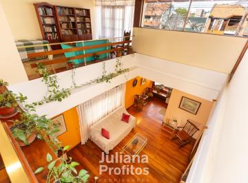 Casa · 195m² · 7 Ambientes · 2 Cocheras · Casa de Siete Ambientes en Venta - Bernal