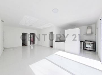 Casa · 124m² · 4 Ambientes · 2 Cocheras · Casa en PH a Estrenar