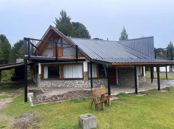 Casa · 395m² · Complejo de 5 Cabañas en Terreno de 5,5 Ha Moquehue Villa Pehuenia Neuquen