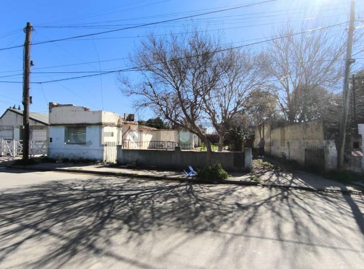 Terreno · 937m²