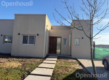 Casa · 145m² · 4 Ambientes · Oportunidad de Venta de Hermosa Casa en San Pablo. Consultanos!