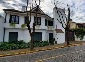 Casa de 5 ambientes, San Fernando · Simpática Casa. Son Dos Lotes de 8.66 con 17,32 m² de Frente.