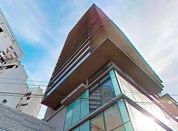 Departamento · 82m² · 2 Ambientes · 1 Cochera · Venta - Vista Rio - Full Amenities