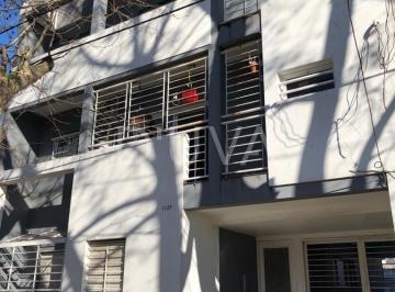 Departamento de 5 ambientes, La Plata · Dúplex Al Frente en Venta - 3 Dorm. con Cochera