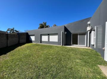 Casa · 200m² · 6 Ambientes · 3 Cocheras · Casa en Funes