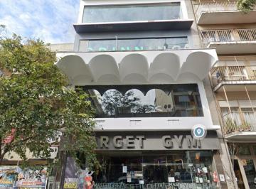 Local comercial · 912m² · 4 Ambientes · En Venta Local Edificio Oficina de 4 Pisos en Florida Mitre Este Vicente Lopez