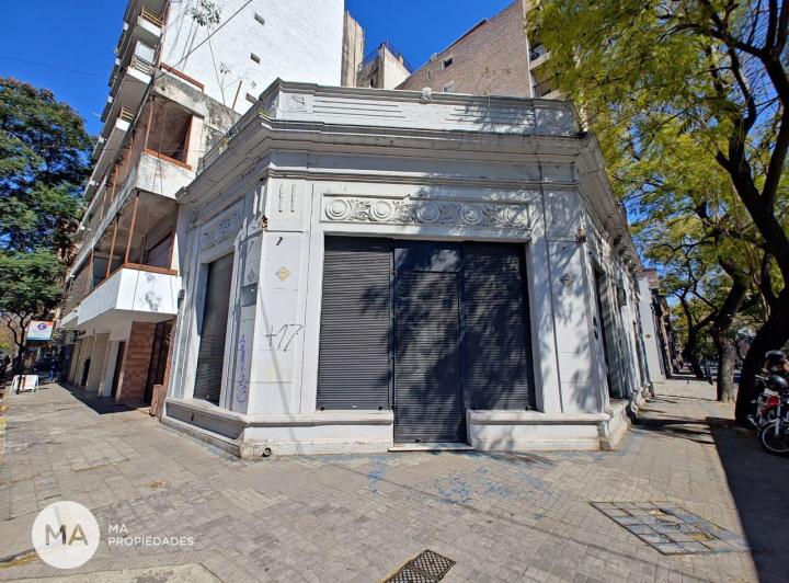 Local comercial · 120m² · 3 Ambientes