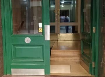 Departamento de 4 ambientes, Recoleta · Gran Departamento de 4 Ambientes Al Frente Balcon