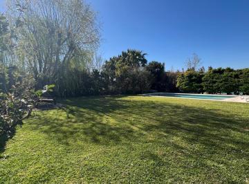 Casa de 7 ambientes, Escobar · Casa en Venta - Barrio Las Liebres