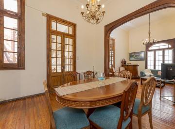 Casa · 200m² · 6 Ambientes · 1 Cochera · Venta Casa en Barrio Republica de La Sexta, Rosario