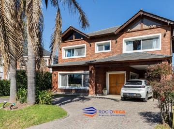 Casa · 206m² · 5 Ambientes · 5 Cocheras · Casa en Venta en Country Banco Provincia 100