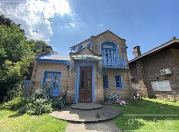 Casa · 230m² · 6 Ambientes · Casa en Venta en Country El Pato