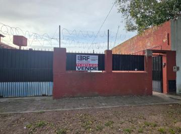 Casa · 91m² · 3 Ambientes · 5 Cocheras · Venta Casa 3 Amb con Amplio Terreno Libre en Bernal