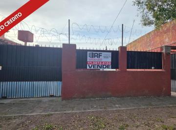 Casa · 91m² · 3 Ambientes · 5 Cocheras · Venta Casa 3 Amb con Amplio Terreno Libre en Bernal