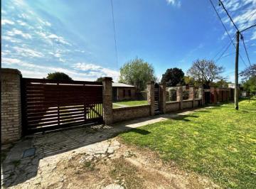 Casa de 3 ambientes, Almirante Brown · Hermosa Casa 3 Amb Implatada S/ Lote de 800 m². Somellera 2030 Burzaco