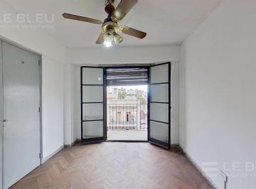 Departamento · 51m² · 3 Ambientes · Venta de Dpto 3 Amb. con Renta en Balvanera