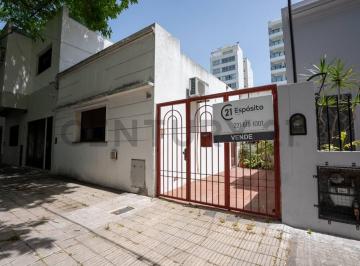 Casa · 132m² · 3 Ambientes · 1 Cochera · Casa en Venta de 3 Dorm. con Pileta